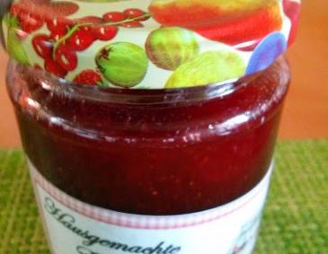 Erdbeer-Apfel Marmelade Erdbeer-Apfel Marmelade