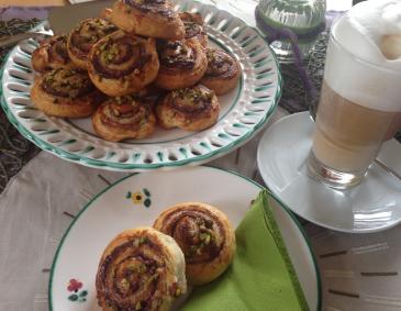 Nougat-Plunderschnecken Nougat-Plunderschnecken