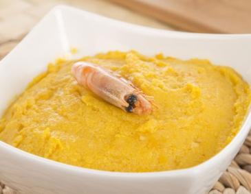 Vatapá (brasilianisches Brot-Shrimps-Mus) Vatapá (brasilianisches Brot-Shrimps-Mus)