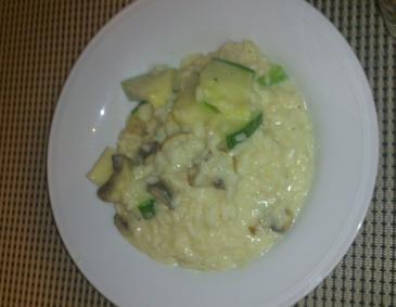 Zucchini-Risotto mit Basilikum Zucchini-Risotto mit Basilikum