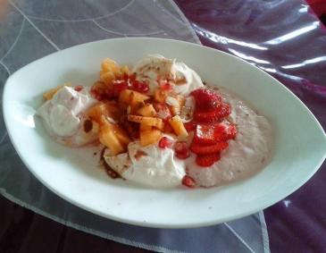 Topfen-Obst-Dessert Topfen-Obst-Dessert