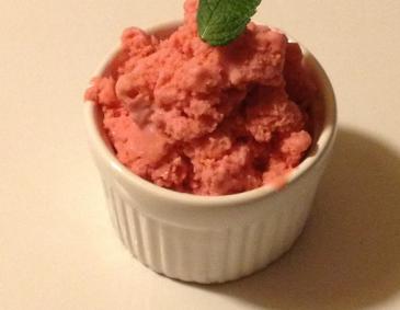 Erdbeer-Joghurt-Eis Erdbeer-Joghurt-Eis