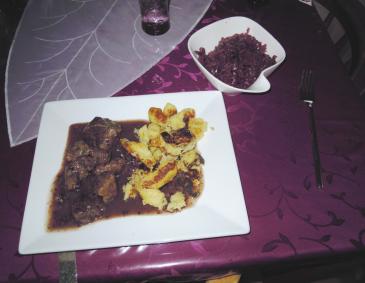 Hirschragout mit Rotkraut Hirschragout mit Rotkraut