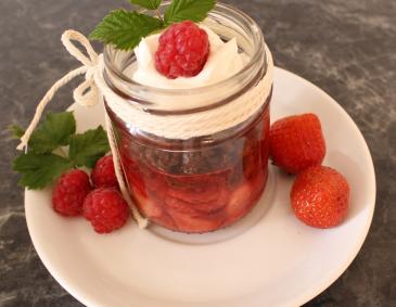 Beeren-Schoko-Crumble mit Vanilleobers Beeren-Schoko-Crumble mit Vanilleobers