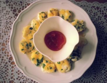 Mozzarellabällchen mit Oreganopanier Mozzarellabällchen mit Oreganopanier
