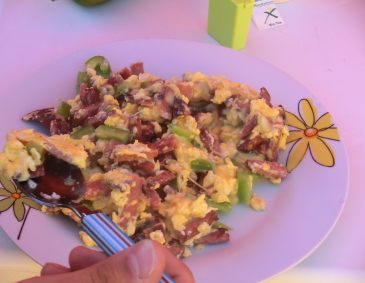 Dürre & Ei-Pfanne (Grillen einmal anders) Dürre & Ei-Pfanne (Grillen einmal anders)