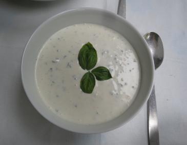 Schnittlauch-Knoblauch-Sauce zum Grillen Schnittlauch-Knoblauch-Sauce zum Grillen