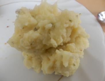 Kartoffelpüree mit Kräuterbutter Kartoffelpüree mit Kräuterbutter
