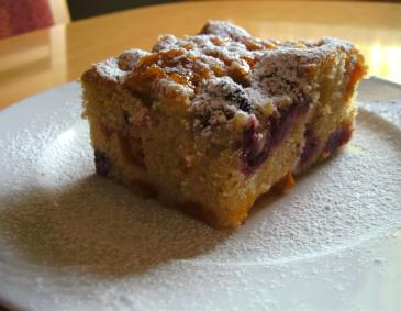 Blechkuchen mit Früchten Blechkuchen mit Früchten