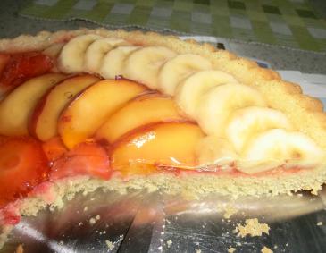 Leichter Biskuit-Obstkuchen Leichter Biskuit-Obstkuchen