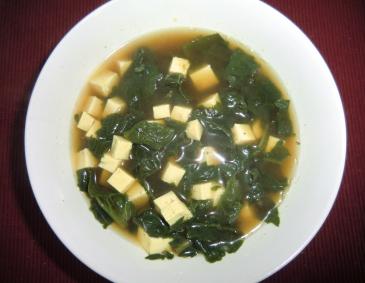 Spinat-Tofusuppe Spinat-Tofusuppe