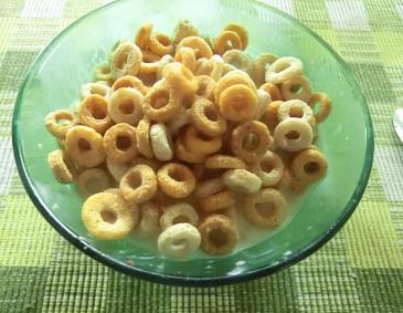 Bananenmilch mit Vollkornringen Bananenmilch mit Vollkornringen