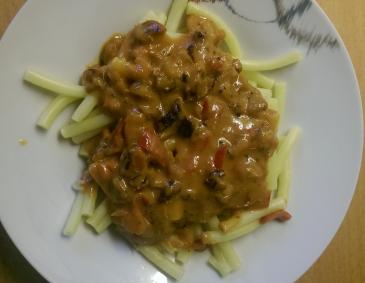 Makkaroni in feuriger Sauce Makkaroni in feuriger Sauce