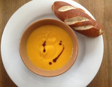 Kürbiscremsuppe Kürbiscremsuppe