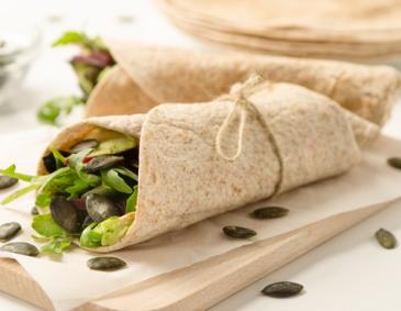 Gemüsewrap mit Kernölhummus Gemüsewrap mit Kernölhummus