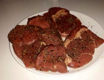 Gewürztes Grillfleisch Gewürztes Grillfleisch