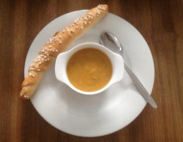 Kartoffelcremesuppe mit Speck Kartoffelcremesuppe mit Speck