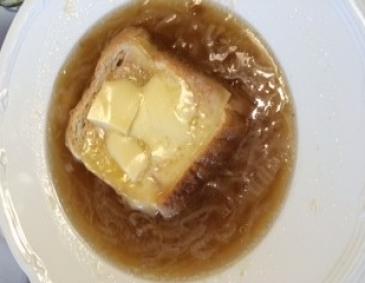 Zwiebelsuppe Zwiebelsuppe