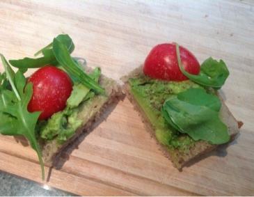 Avocado-Rucola-Häppchen Avocado-Rucola-Häppchen