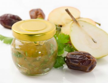 Marmelade aus Birnen, Datteln und Koriander Marmelade aus Birnen, Datteln und Koriander
