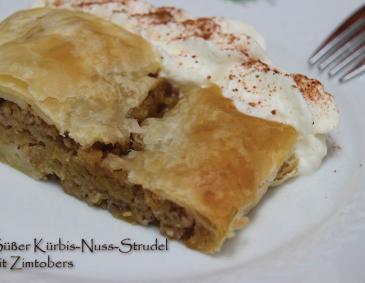 Kürbisstrudel mit Walnüssen und Zimtobers Kürbisstrudel mit Walnüssen und Zimtobers