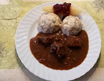 Hirschgulasch Hirschgulasch