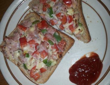 Pizzatoasts Pizzatoasts