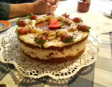 Ultimative Erdbeergeburtstagstorte Ultimative Erdbeergeburtstagstorte