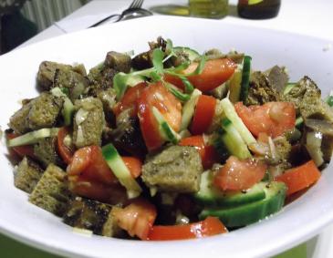 Brotsalat - Panzanella Brotsalat - Panzanella