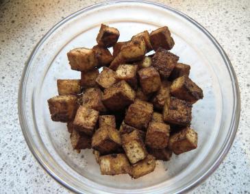 Knusprig-Pikanter Tofu Knusprig-Pikanter Tofu