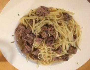 Nudelsuppe mit Rindfleisch Nudelsuppe mit Rindfleisch