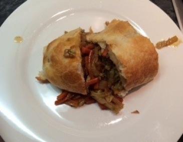 Asiatischer Strudel mit Zwetschkensauce Asiatischer Strudel mit Zwetschkensauce