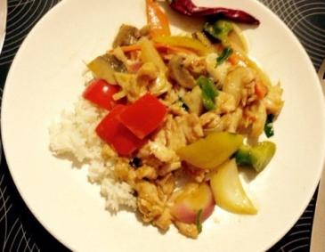 Hühnercurry auf meine Art Hühnercurry auf meine Art