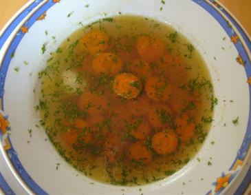 Hühnersuppe mit Karotten Hühnersuppe mit Karotten
