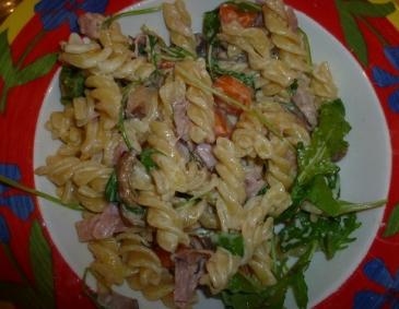 Fusilli in Obers-Sauce mit Rucola Fusilli in Obers-Sauce mit Rucola
