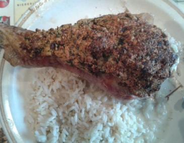 Putenkeule mit Kräuterkruste Putenkeule mit Kräuterkruste