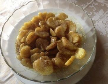 Erdäpfelsalat mit Kernöl Erdäpfelsalat mit Kernöl