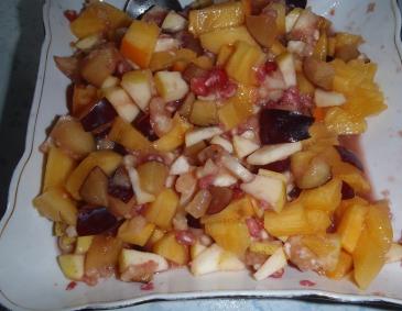 Obstsalat mit Granatapfel Obstsalat mit Granatapfel