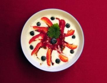 Joghurt mit Früchten Joghurt mit Früchten