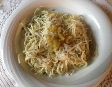 Spaghetti mit Knoblauch und Öl Spaghetti mit Knoblauch und Öl