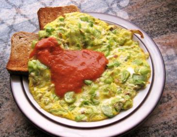 Lauchfrittata mit selbst gemachtem Ketchup Lauchfrittata mit selbst gemachtem Ketchup