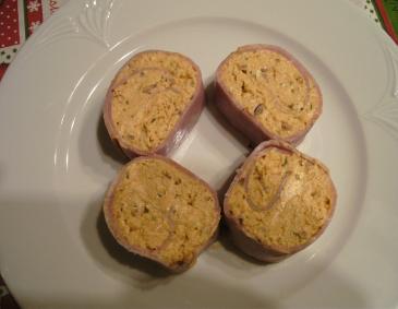 Pikante Schinkenröllchen Pikante Schinkenröllchen