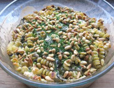 Nudelauflauf mit Mangold Nudelauflauf mit Mangold