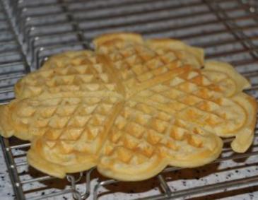Rahmwaffeln mit Eierlikör Rahmwaffeln mit Eierlikör