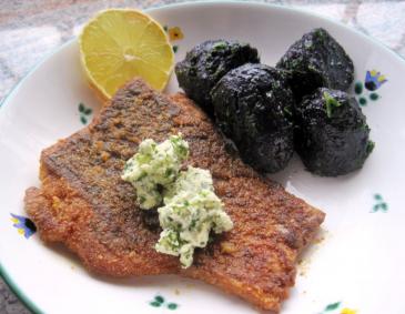 Serbischer Karpfen mit Kräuterbutter Serbischer Karpfen mit Kräuterbutter