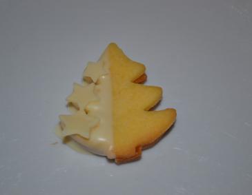 Mürbteigkekse (händisch oder maschinell) Mürbteigkekse (händisch oder maschinell)