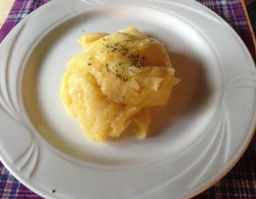Erdäpfelstampf (Erdäpfelpüree) Erdäpfelstampf (Erdäpfelpüree)