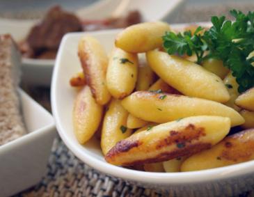 Schupfnudeln mit Grieß Schupfnudeln mit Grieß