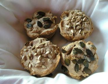 Roggen-Vollkorn-Brötchen ohne Germ Roggen-Vollkorn-Brötchen ohne Germ