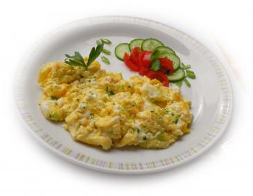 Eierspeis mit Schafskäse Eierspeis mit Schafskäse